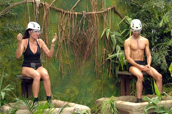Katy und Jay bei der Dschungelprüfng am Tag 15