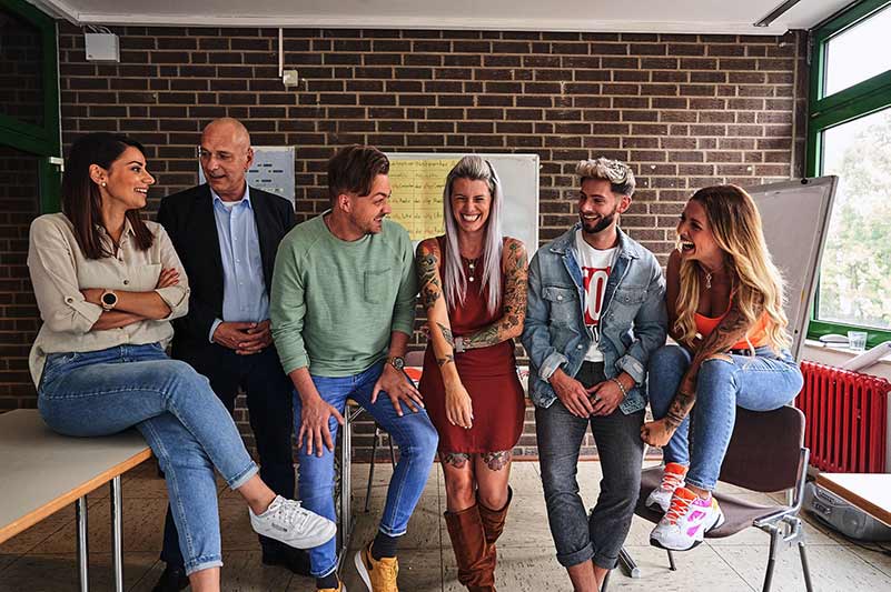 Neue Staffel Krass Schule Die Jungen Lehrer Ab 2 September Bei Rtl Ii