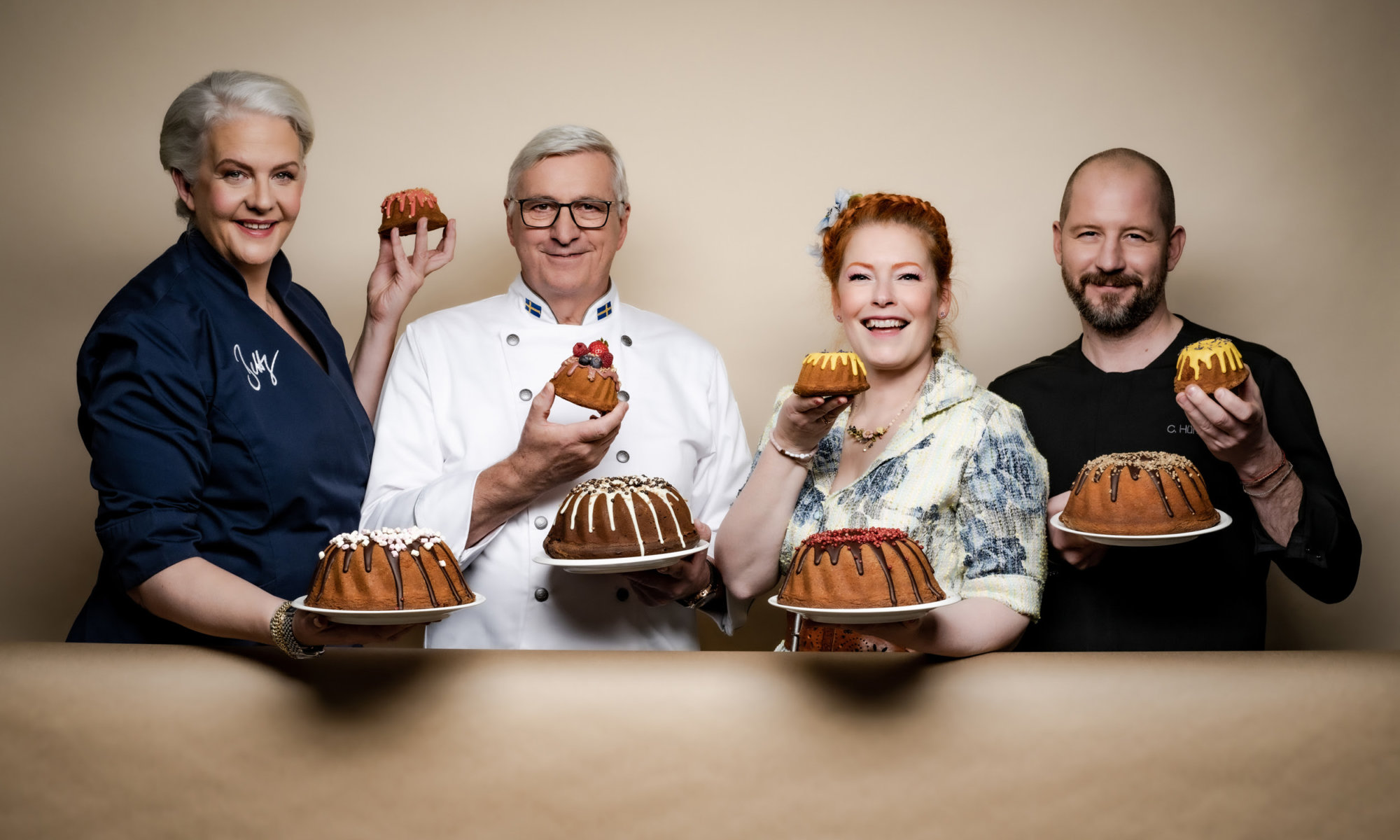 Das große Backen: Bettina Schliephake-Burchardt, Günther Koerffer, Enie van de Meiklokjes und Christian Hümbs.